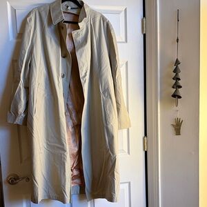 Vintage Light Beige Women's Trench Coat with Pale Pink Silk Lining